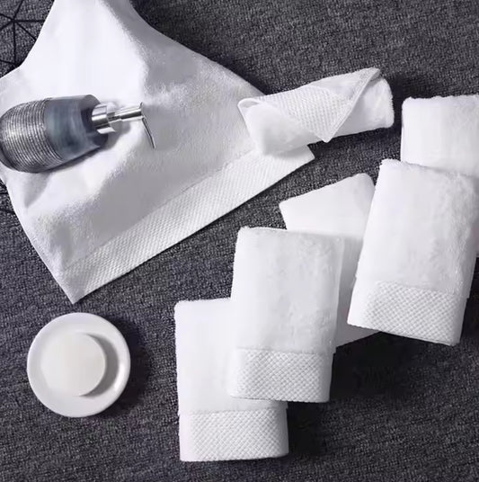 COLLECTION PALACE - Serviette Invité - 35x35 - 570gr/m²